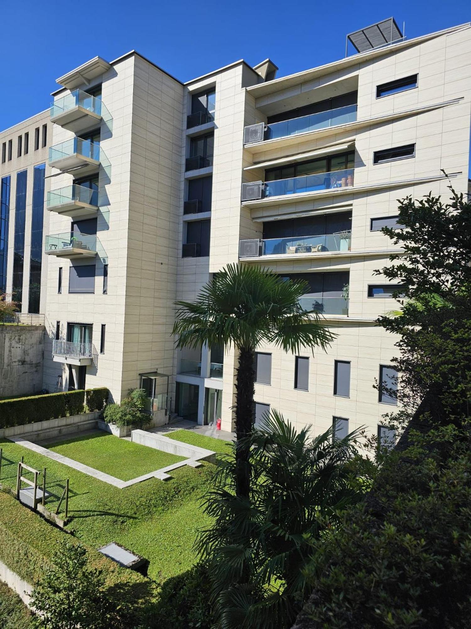 Experience The Loft! Loft 18, Downtown, Near The Lake Free Parking Available 盧加諾 外观 照片